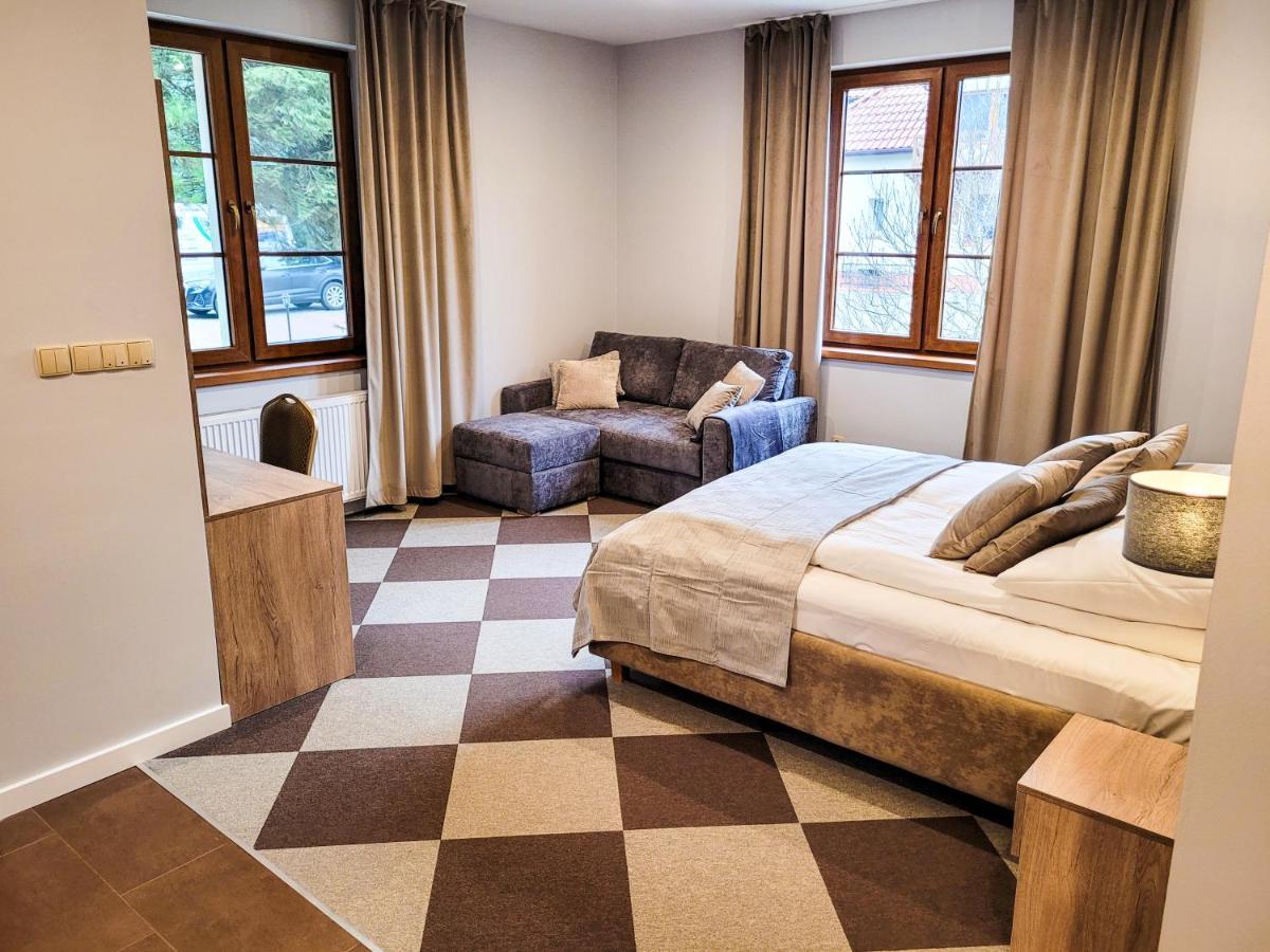 Osrodek Agroturystyczny Zacisze Villa Giewartow Ngoại thất bức ảnh